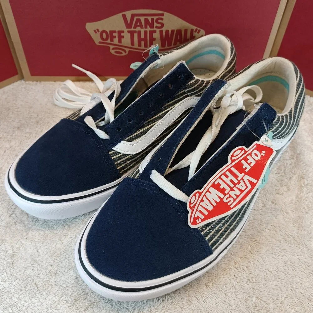 Vans Men's 7.5/Women's 9 Comfycush Old Skool Stripe Dress Blues/White VN0A5DYC9K